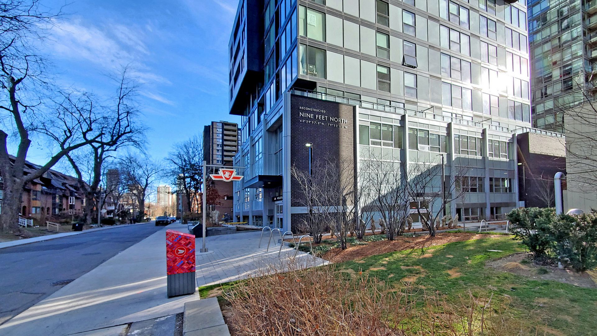 110717 Dundonald Street, Toronto